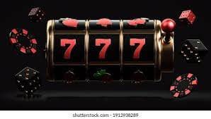 Dealer kasino langsung berinteraksi dengan pemain dalam live casino super26